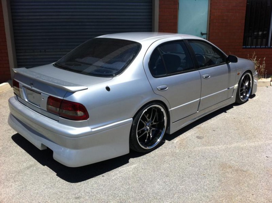 Nissan Maxima A32 roues Exe Pegasus Drift R20 8.5J ET32 225/35 10J ET35 245/35