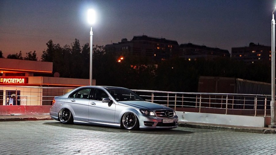 Mercedes-Benz C-Class W204 диски SSR Professor SP3 R19 10J ET49