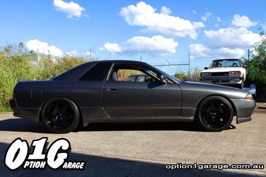 Nissan Skyline R32 диски Rota Grid R18 8.5J ET25 225/40 9.5J ET35 245/40 coupe 