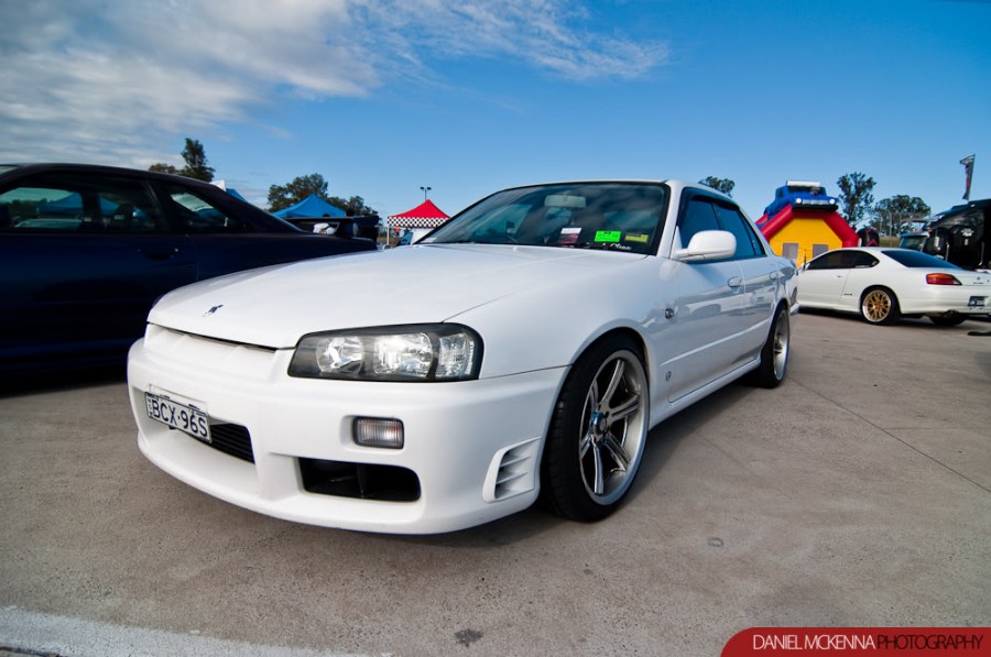 Nissan Skyline R34 диски Do Luck Double Six R18 9.5J ET15 235/40 sedan 