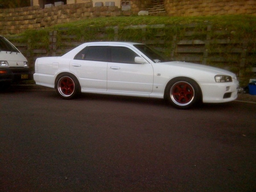 Nissan Skyline R34 диски Stern R17 9J ET20 235/45 255/40 sedan 
