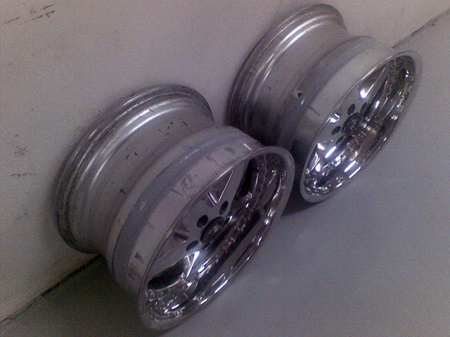 Nissan Skyline R34 диски Work Equip 05 R18 10.5J ET15 255/55 R19 12.5J ET8 295/30 GTR 