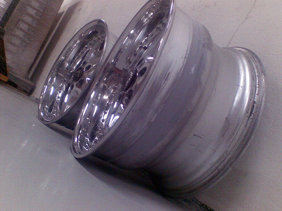 Nissan Skyline R34 диски Work Equip 05 R18 10.5J ET15 255/55 R19 12.5J ET8 295/30 GTR 