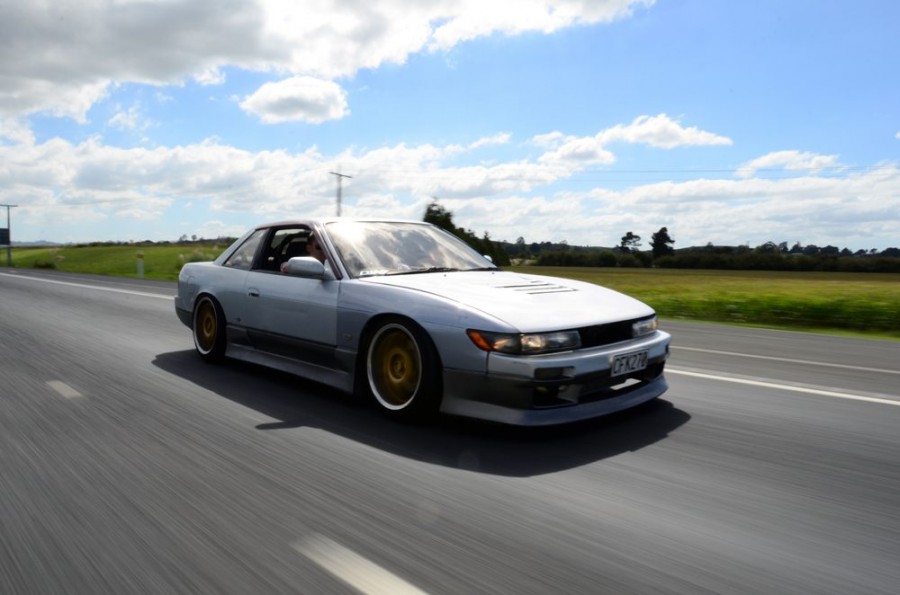 Nissan Silvia S13 диски Advan Yokohama SA3R R17 9J ET13 215/40 ET8 215/45