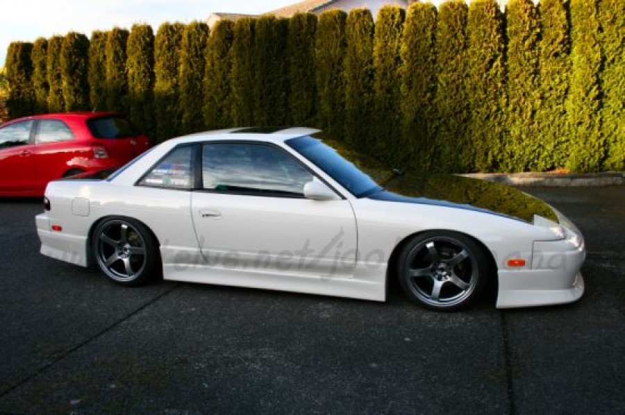 Nissan Silvia S13 диски Rays Gram Lights T57-RC R17 9J ET12 215/40 R18 9.5J