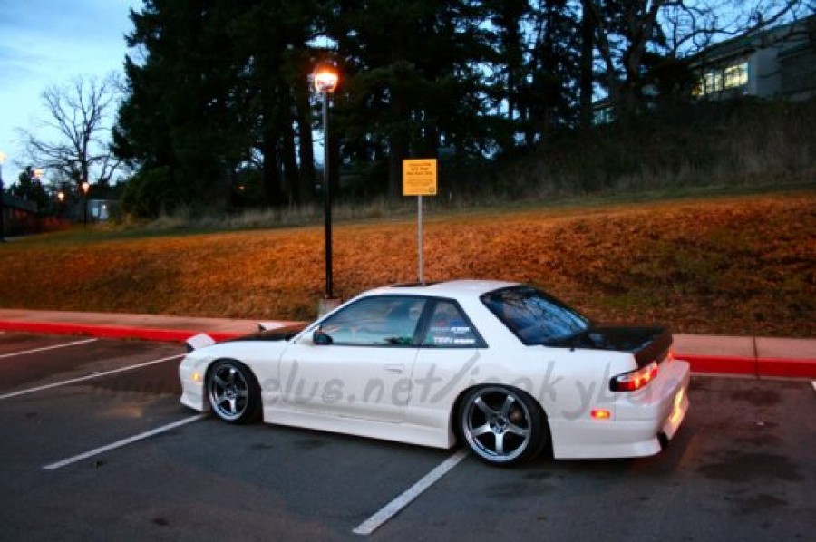 Nissan Silvia S13 диски Rays Gram Lights T57-RC R17 9J ET12 215/40 R18 9.5J