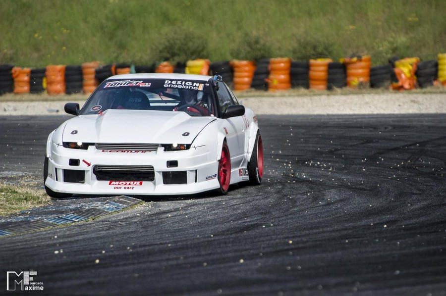 Nissan Silvia S13 диски Rota RB-R R17 7.5J ET-16 215/40 RB-X 9J ET-33 235/45