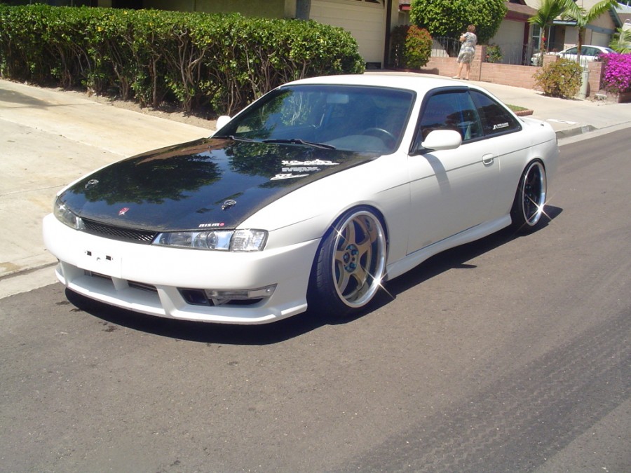 Nissan Silvia S14 диски Rays Gram Lights 57 Pro R18 10J ET2 215/40 225/40