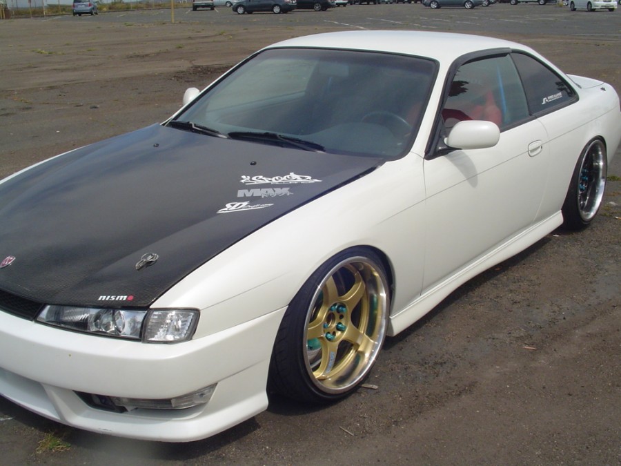 Nissan Silvia S14 диски Rays Gram Lights 57 Pro R18 10J ET2 215/40 225/40