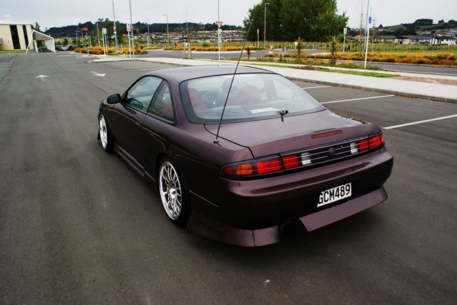 Nissan Silvia S14 диски .COM Racing Chrome R18 9J ET15 225/40