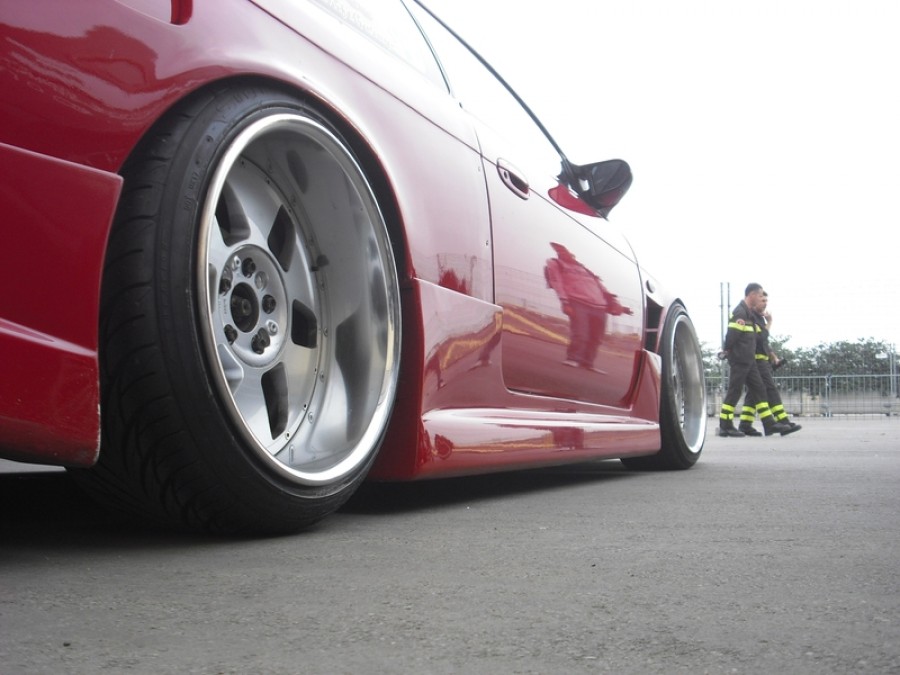 Nissan Silvia S14 диски Work Equip 05 R18 9J ET-7 225/40 SSR Vienna Kreis 10.5J ET5
