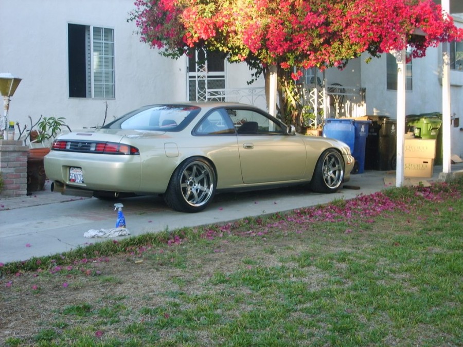 Nissan Silvia S14 диски Rays Gram Light 57S Pro R18 9J 225/40 10J ET10 245/40