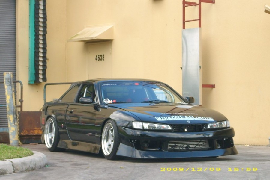 Nissan Silvia S14 диски SSR Professor SP1 R17 9J ET-2 215/45 R18 10J ET-1 225/40