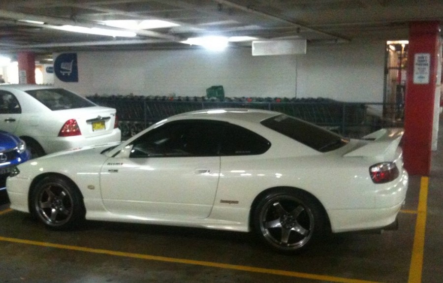 Nissan Silvia S15 диски Rota P45R R17 9J ET30 235/40 R18 9.5J 255/35