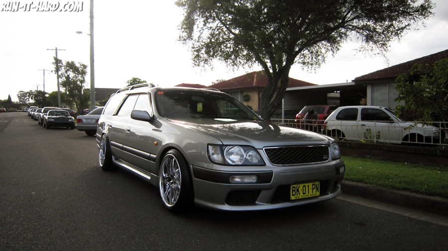 Nissan Stagea WC34 Series 1 диски Weds Sport Kranze Borphes R18 9J ET20 215/40 10J ET21 235/40