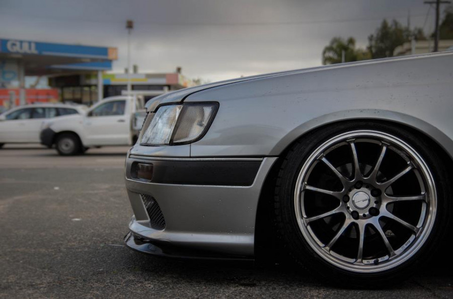 Nissan Stagea WC34 Series 1 диски Work Emotion 11R R18 9.5J ET2 235/40 ET12 225/40