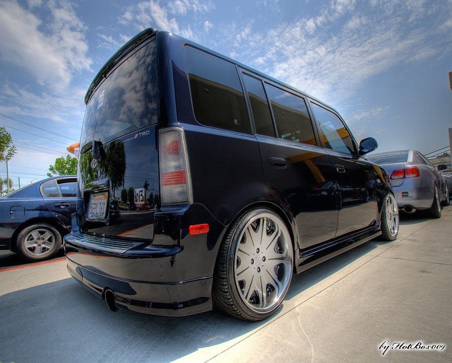 Scion xB диски Work Varianza D3S R18 8.5J ET34 215/35 9J ET23