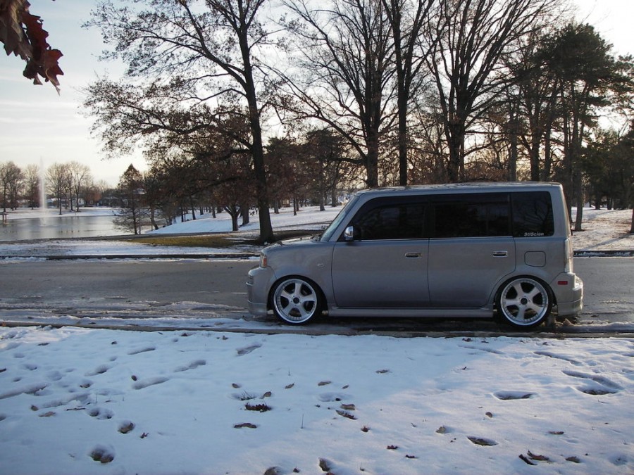 Scion xB диски Work Euroline FS R18 8.5J ET20 215/35 ET13