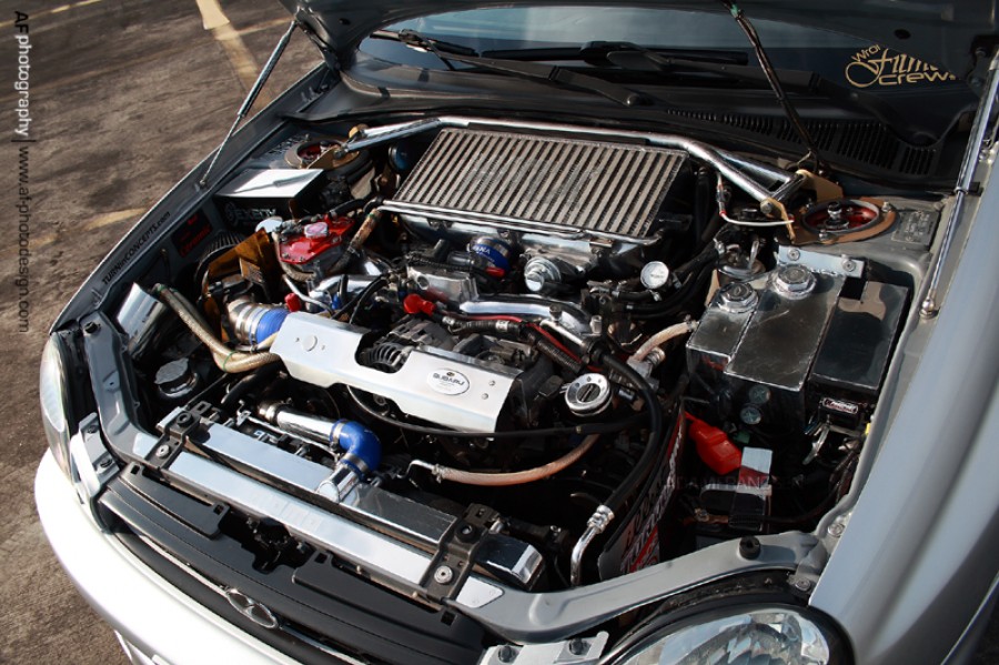 Subaru Impreza GD, GG диски SSR D5R R18 9J ET35 225/40