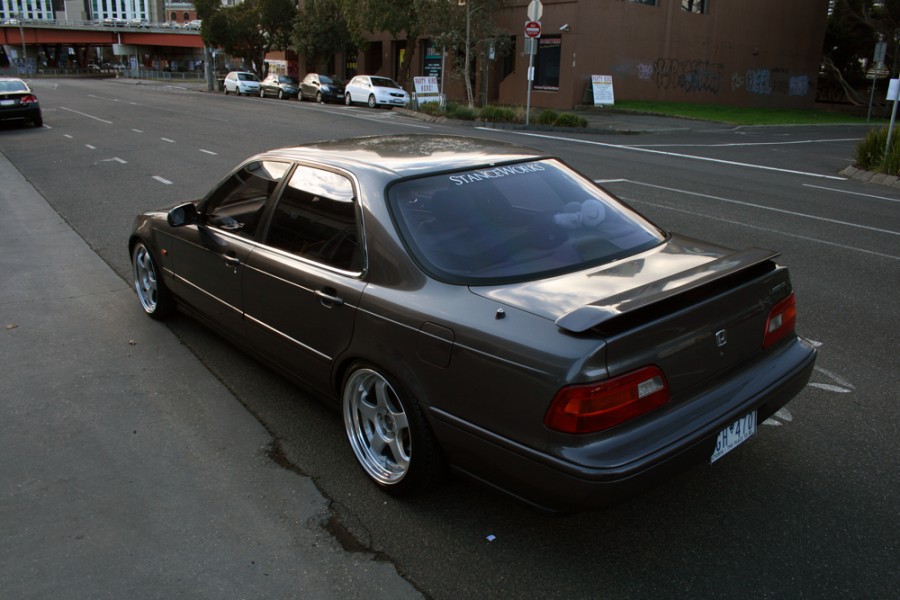 Acura Legend диски SSR Professor SP1 R18 8J ET49 215/35 9J ET37 225/40