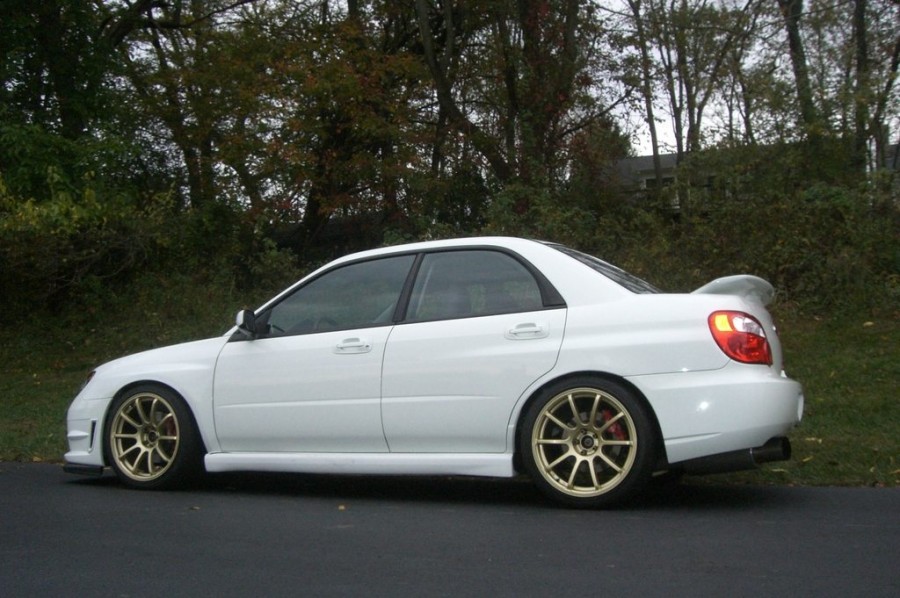 Subaru Impreza диски Rota G-force R18 9J ET35 225/40 WRX 