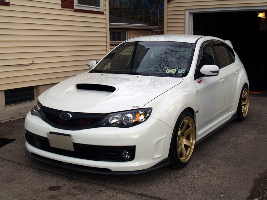 Subaru Impreza диски Rota Grid R18 9.5J ET33 245/40 ET38 WRX STI 