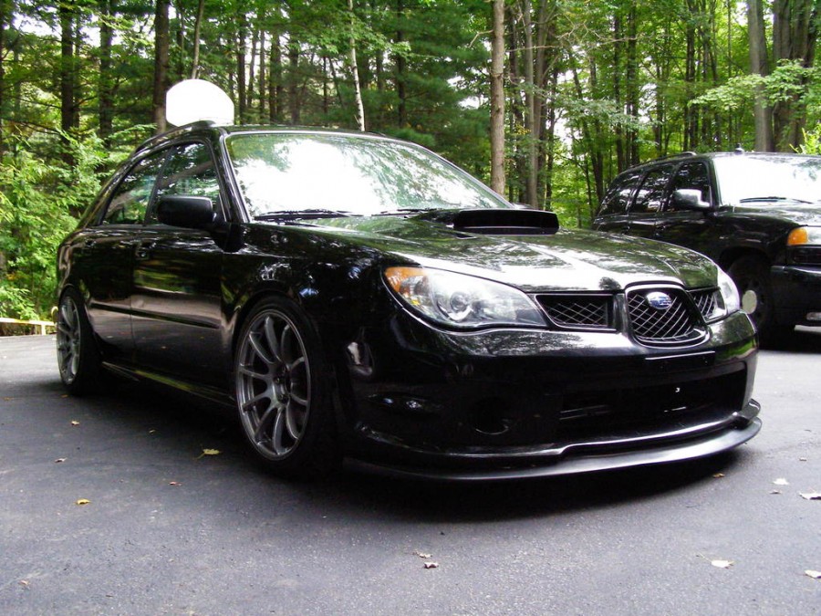 Subaru Impreza диски Rota G-force R18 9J ET35 235/40 WRX Wagon 