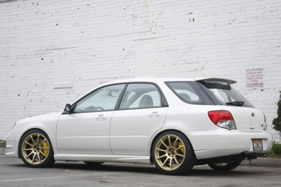 Subaru Impreza диски Rota G-force R18 9J ET35 225/40 WRX Wagon 