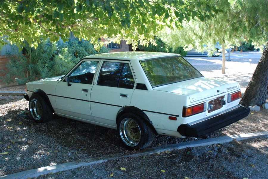 Toyota Corolla E70 диски Epsilon  R15 7.5J ET-18 195/65 8J