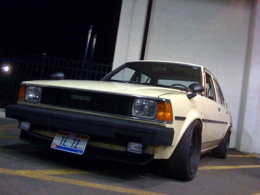 Toyota Corolla E70 диски XXR 513 R16 8J 205/40
