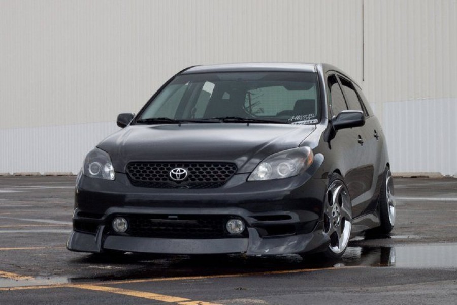 Toyota Matrix E130 диски OEM Mercedes Alphards R18 8.5J ET30 215/40 9.5J ET40 225/40