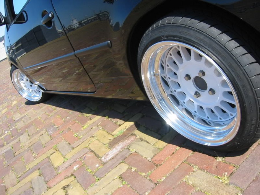 Volkswagen Lupo диски HTN Rennsport R14 8J ET19 195/40 ET4