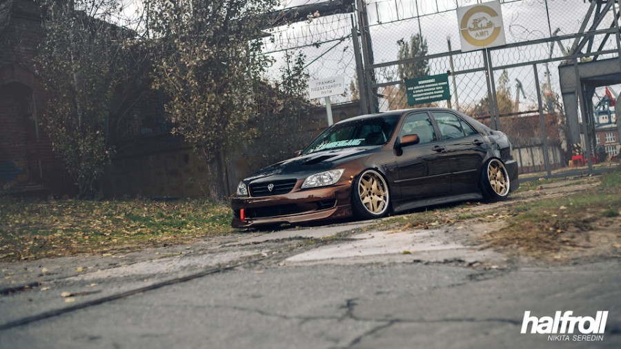 Toyota Altezza диски Piaa Roza Four R18 10J ET18 12J ET-15