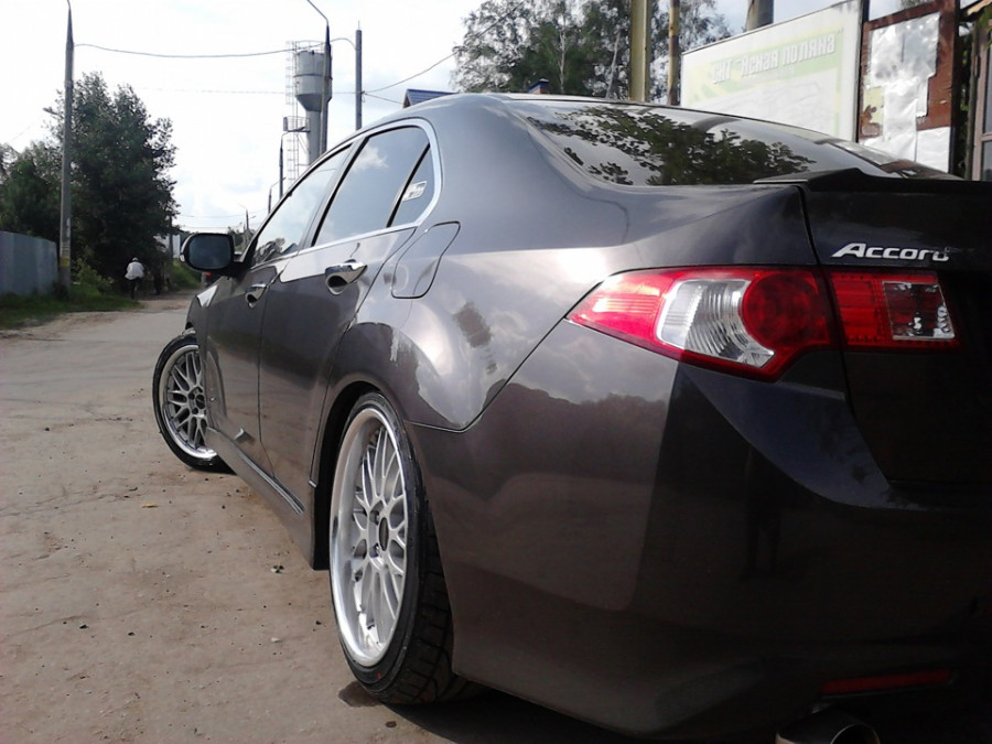 Honda Accord 8 поколение диски Enkei Algernon Intelesse II R19