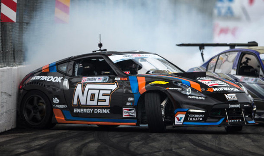 Nissan 370Z диски SSR GTV02 R18