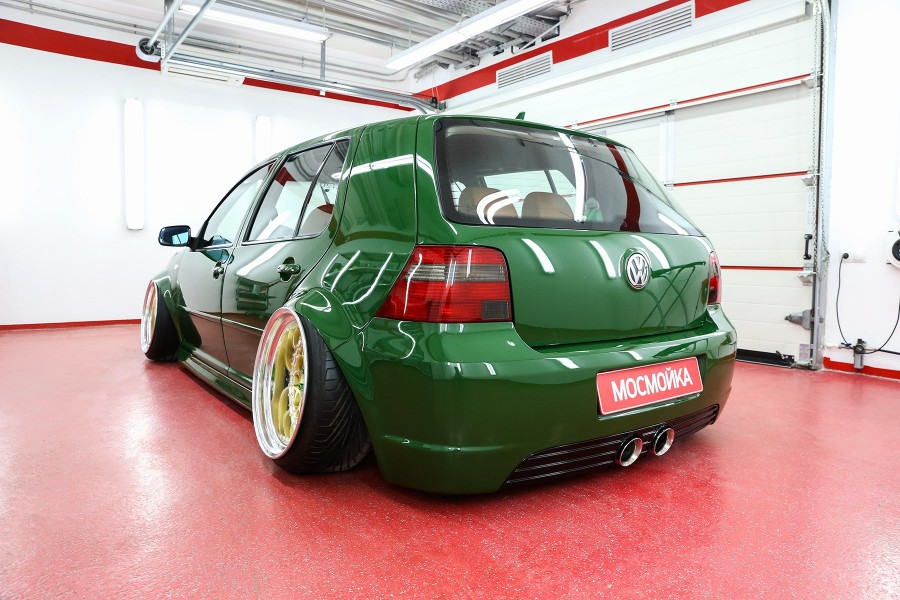 Volkswagen Golf MK4 диски Work Meister M1 3P R18 9.5J ET-9 11J ET-13