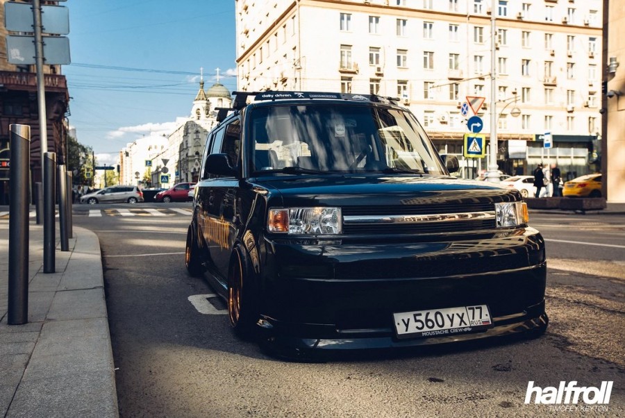 Scion xB диски Work Deerfield R16 9J 195/40