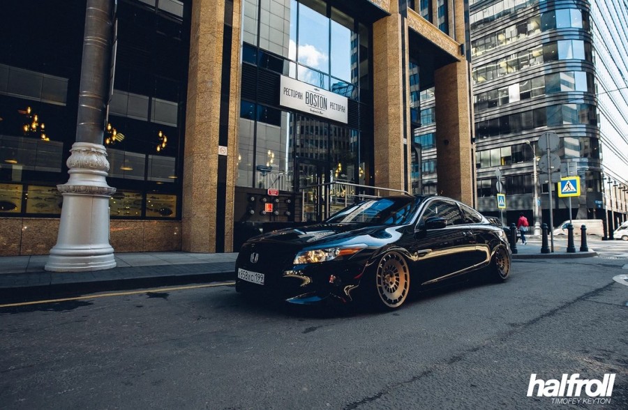 Honda Accord диски Rotiform CCV R19 10J ET38 235/35
