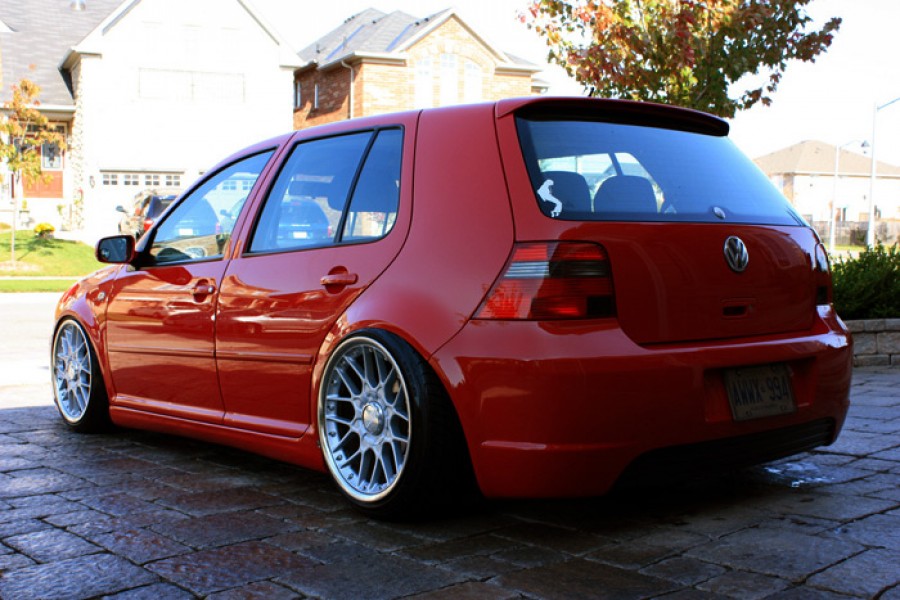 Volkswagen Golf MK5 диски BBS RS2 R18 8.5J 215/40 10J 225/40