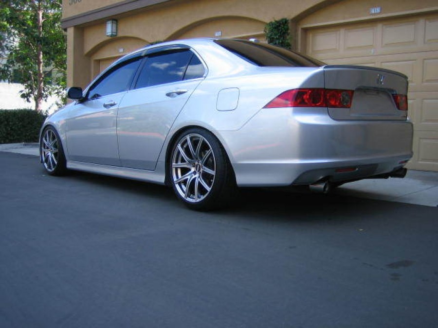Acura TSX диски AME Tracer FS-01 R18 8J ET40 215/40 9J 225/40