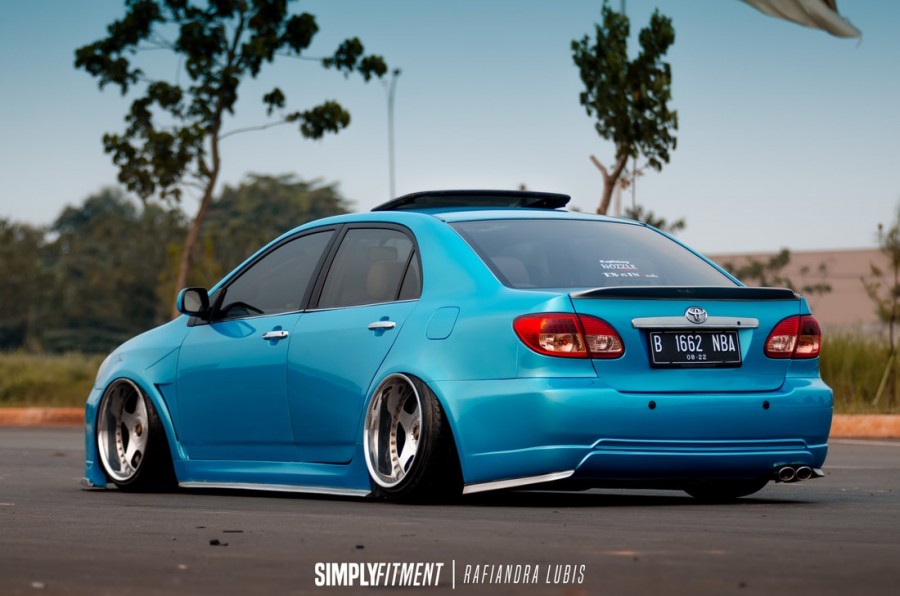 Toyota Corolla E120/E130 диски SSR Koenig Monster