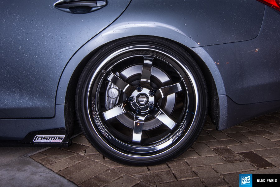 Infiniti Q50 диски Cosmis XT-006R R20 9.5J ET10 255/35