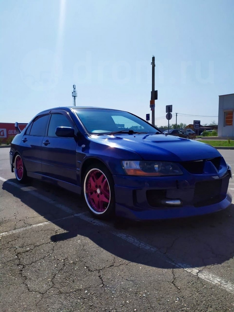 Mitsubishi Lancer Evolution VII диски Piaa Roza Four R18