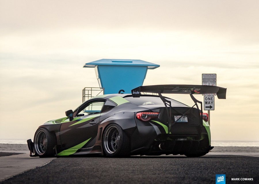 Scion FR-S диски Rotiform LVS R18 10.5J ET-17 255/35 12.5J ET-27 285/35