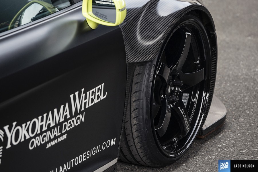 Audi R8 Type 42 диски Advan Yokohama GT R20 10J R21 12J