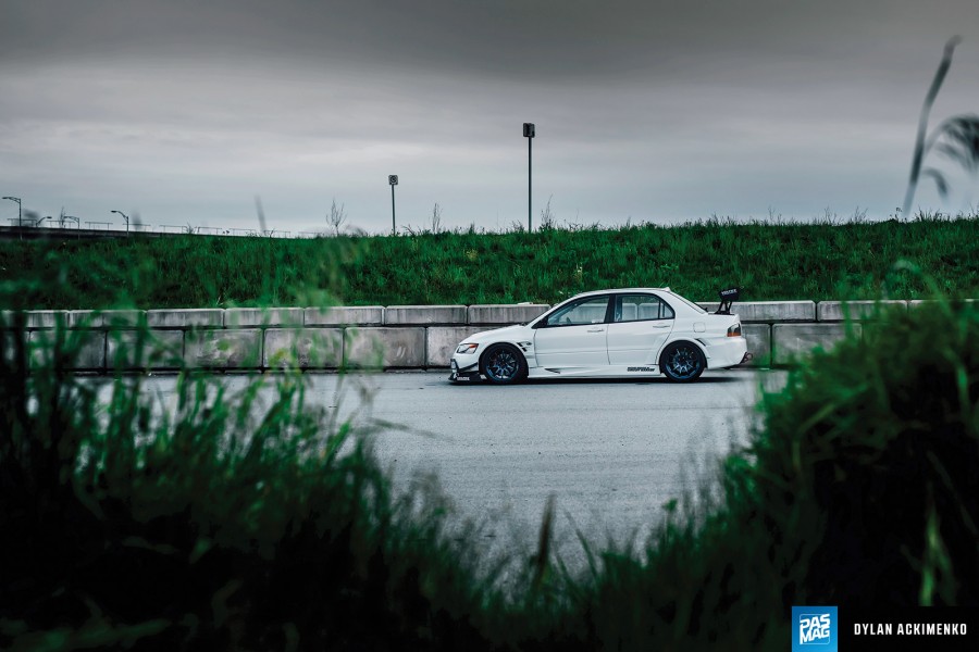 Mitsubishi Lancer Evolution IX диски Rays Volk Racing CE28N R18 10.5J ET18 295/30