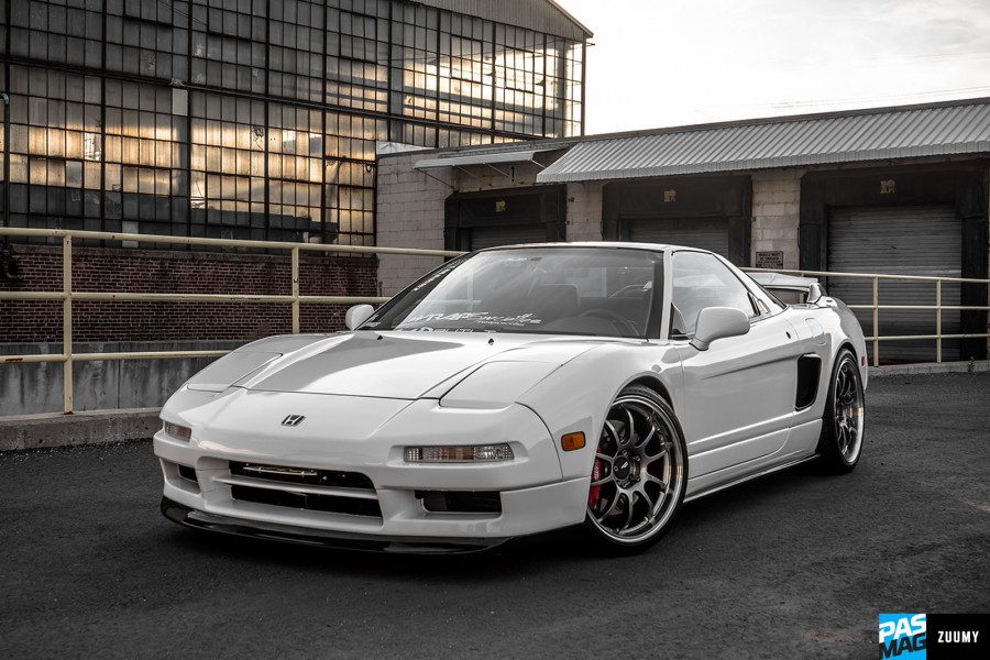 Acura NSX 1 generation. NA1, NA2 диски Advan Yokohama RZ-DF R18 8J ET37 215/35 R19 10J ET35 275/30