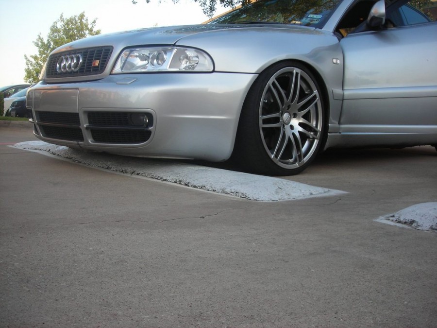 Audi A4 B5 диски Stratmosphere RS4 R19 8.5J ET45 225/35