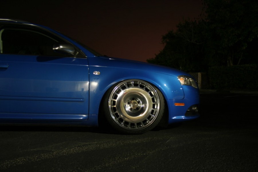 Audi A4 B7 диски Rotiform VCE R19 9.5J ET35 235/35 10J