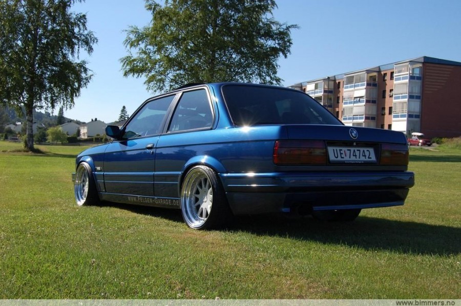 BMW 3 series E30 диски Hartge 3 piece R17 9J ET22 215/40 10J ET21 245/35